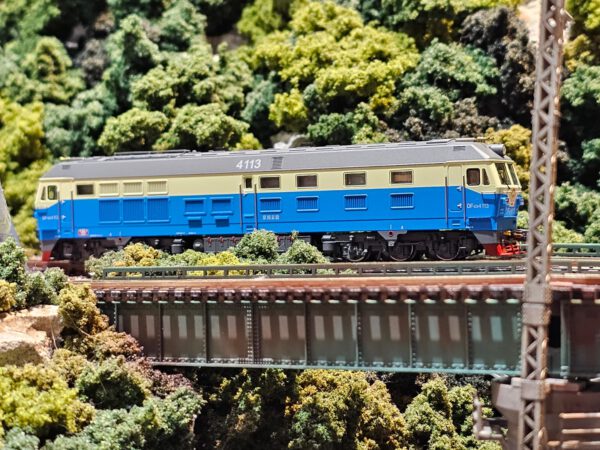 長鳴N scale DF4D-4 4113 京局京段 中歐班列（無掛牌）