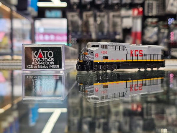 KATO USA 176-7046 GE AC4400CW KCS de Mexico #4555