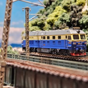 長嗚 N scale DF4D-1893-第四代毛澤東號 掛牌