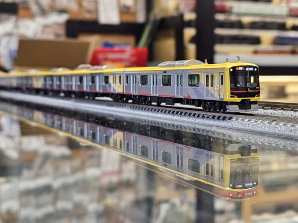 KATO 10-1997 【特別企画品】 東急電鉄5050系4000番台 ＜Shibuya Hikarie号＞ (アンテナ増設) 10両セット