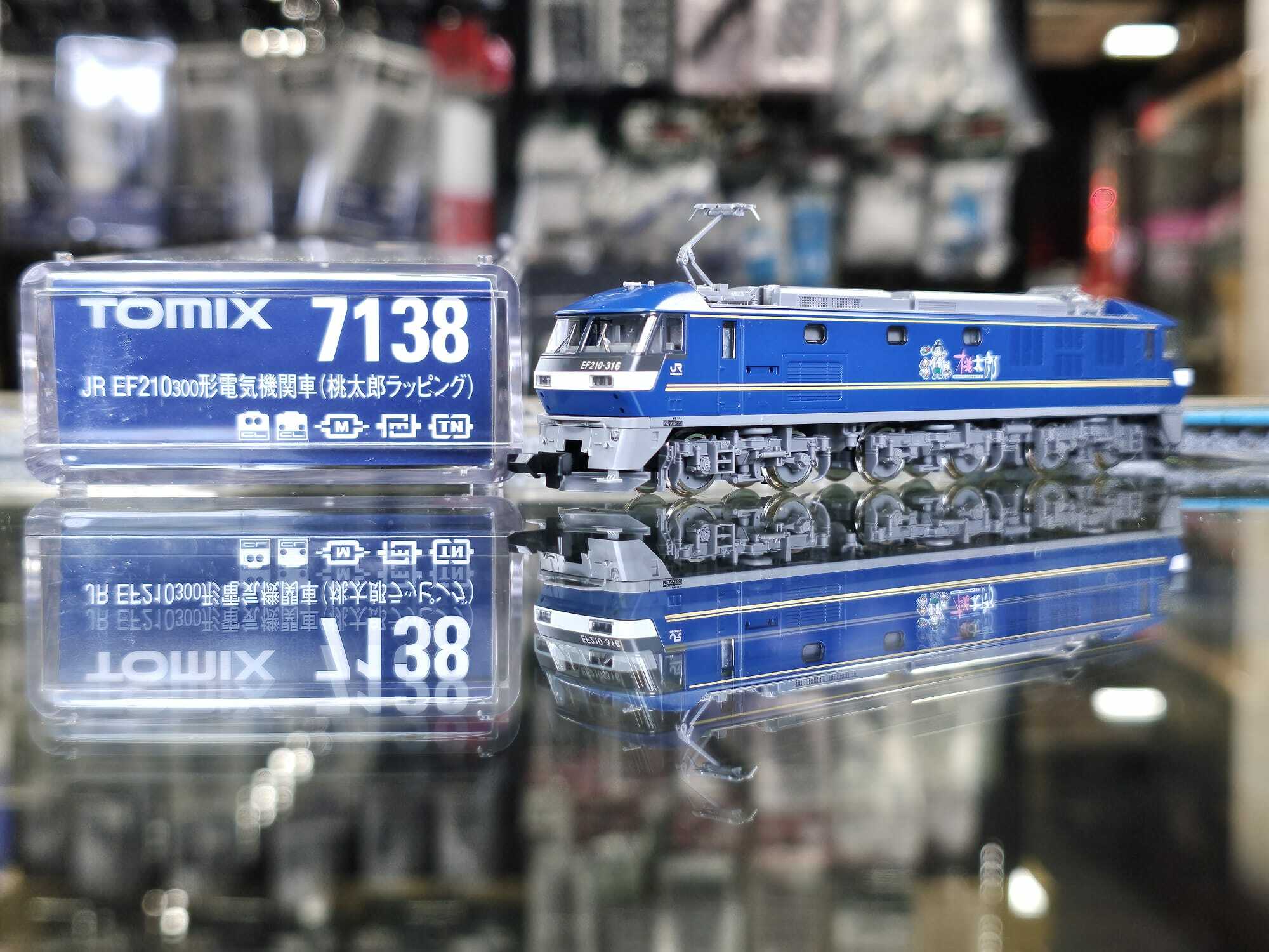 TOMIX 7138 EF210-300形(桃太郎ﾗｯﾋﾟﾝｸﾞ) 尾燈付 - Khaho Store 咔好鐵道模型店